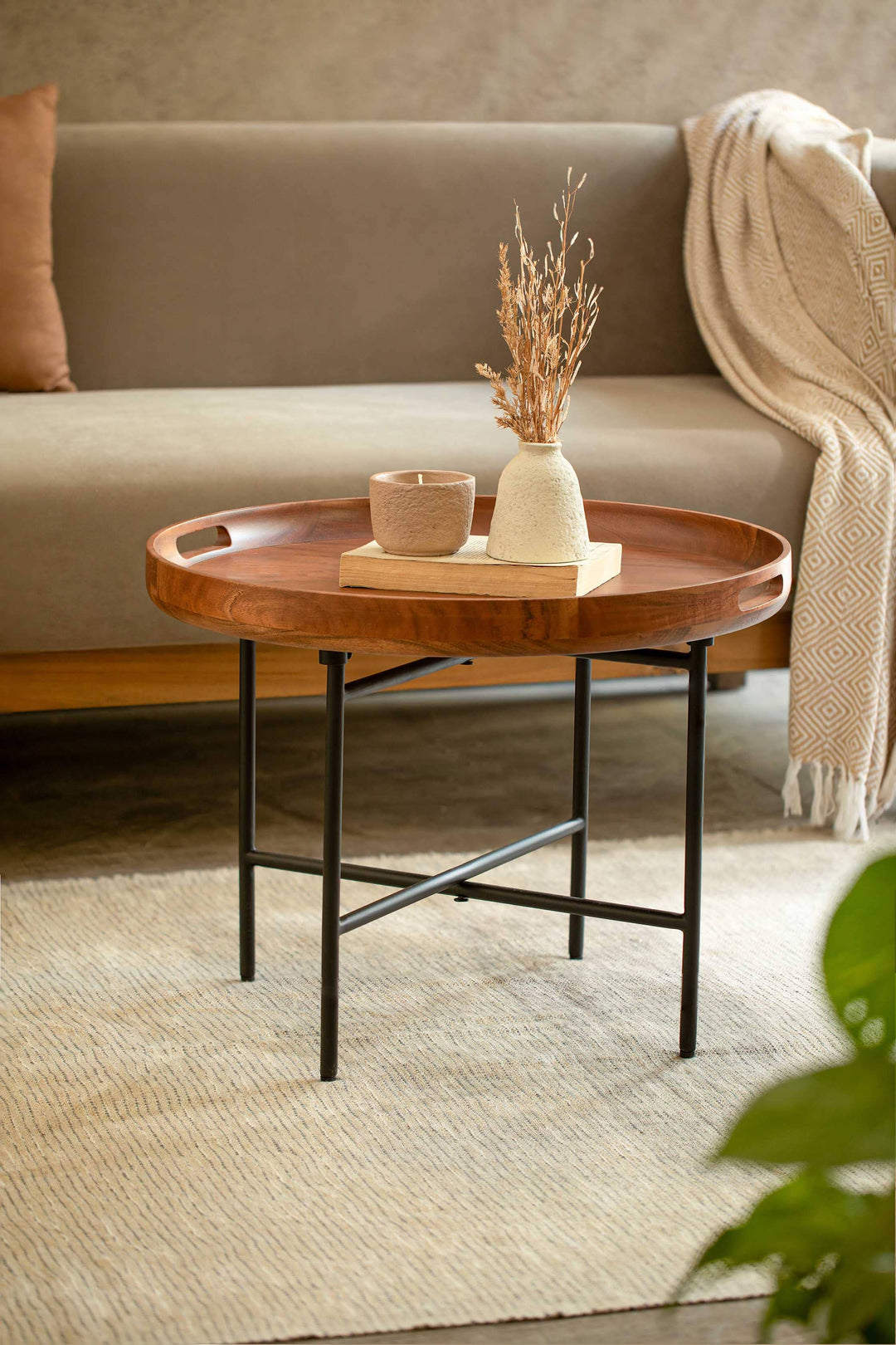 Wooden Coffee Table W/Metal Stand