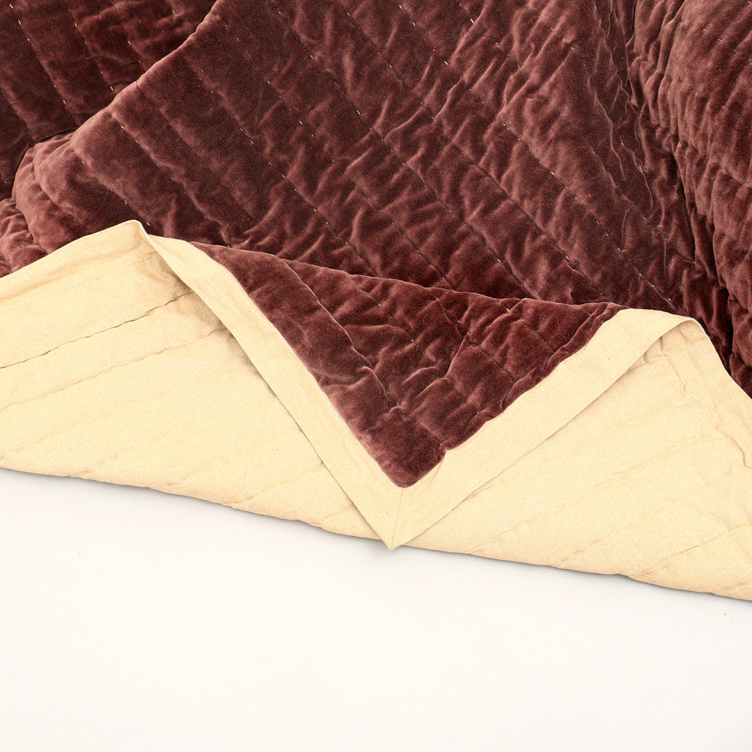 Cotton Velvet Stonewashed Hand Quilted Bedspread with Flanges - 88" x 92"