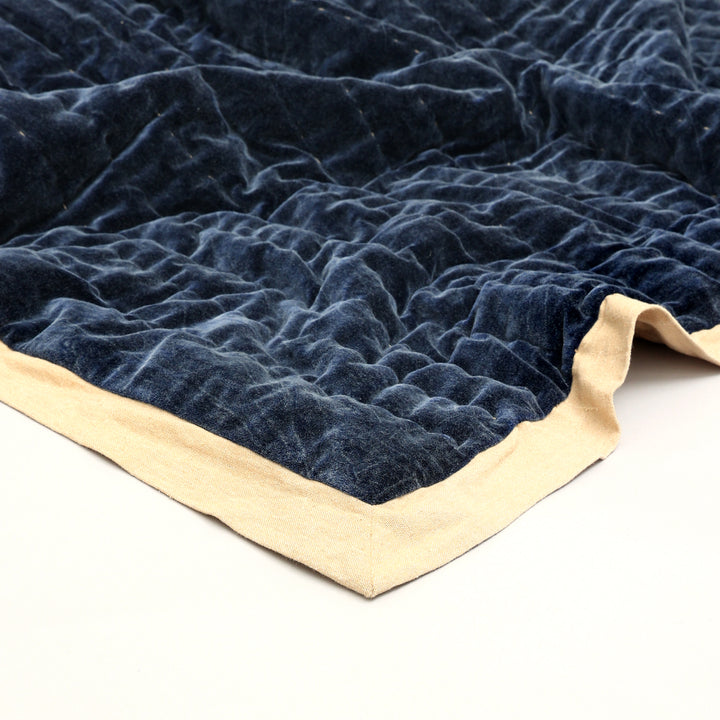 Cotton Velvet Stonewashed Hand Quilted Bedspread with Flanges - 88" x 92"