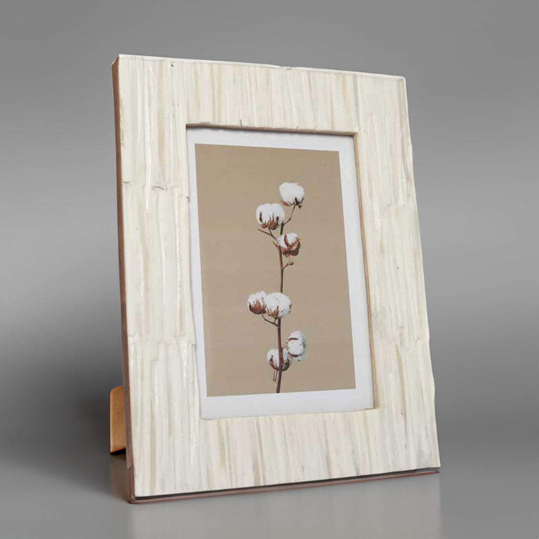 Chisseled Photo Frame / Ivory Bone / 5X7 / 4Pcs Per Inner  / Moq - 4Pcs