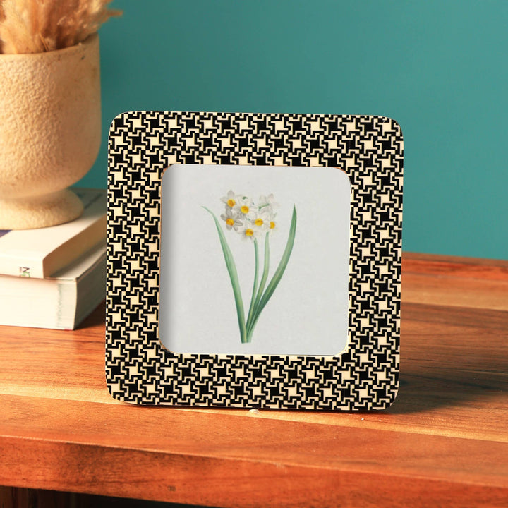 Round Corner Printed Resin Frame Size - 4X4/1"