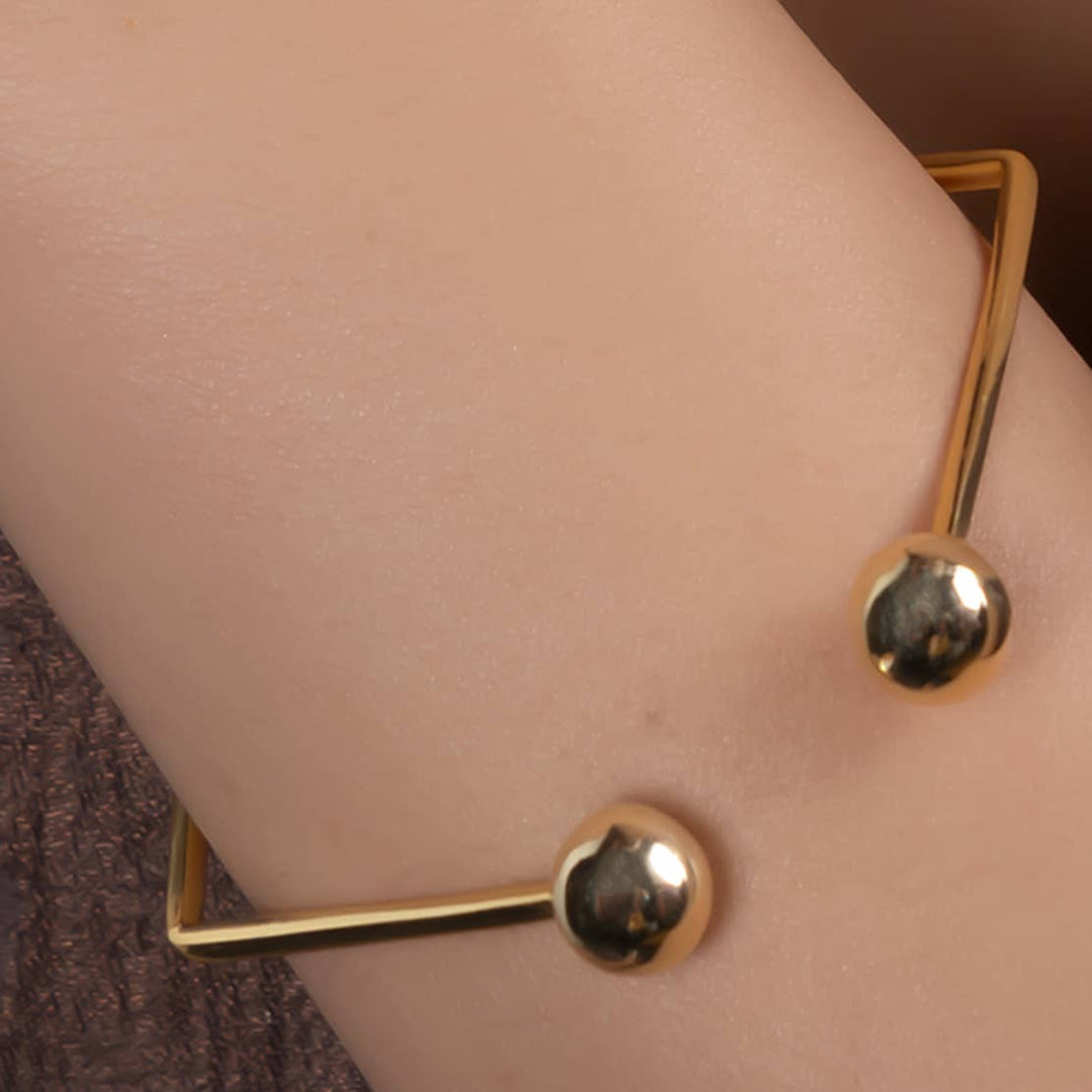 The Portal Bangle / Gold - Brass / 2.25 X 2.25 Inches (L X W) / Moq - 4 Pcs