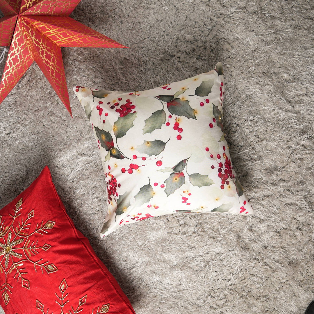 Winter Treat Printed Cushion