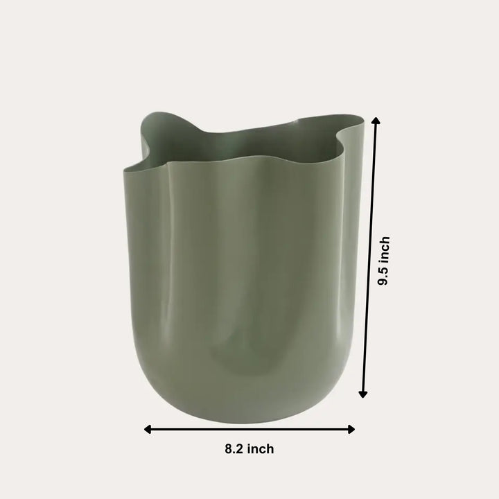 Modern Silver Aluminium Vase | Asymmetrical Sculptural Decor