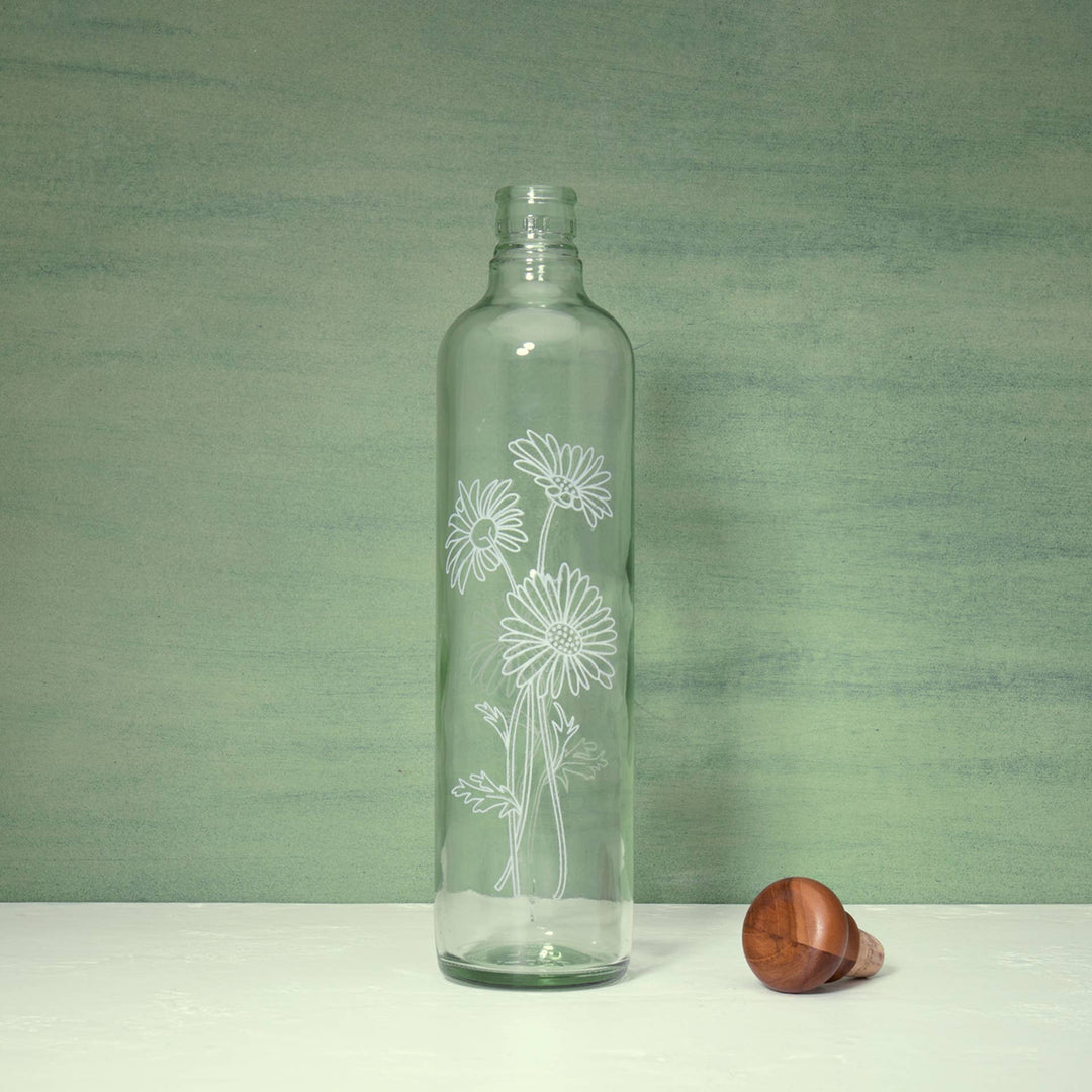 Daisy Glass Water Bottle With Wooden Stopper / Transparent / 750 Ml / Moq - 6 Pcs