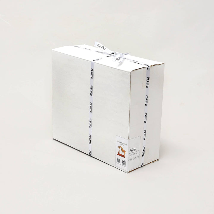 Decorative Giraffe Sculpture-Animal Figurine - 11"x4.5"x11"