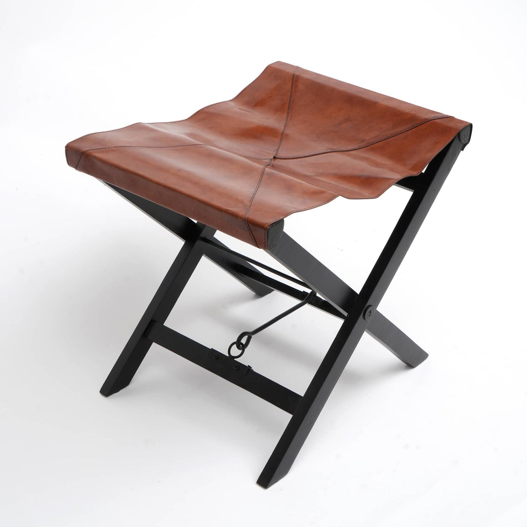 FOLDING LEATHER & WOODCAMP STOOL