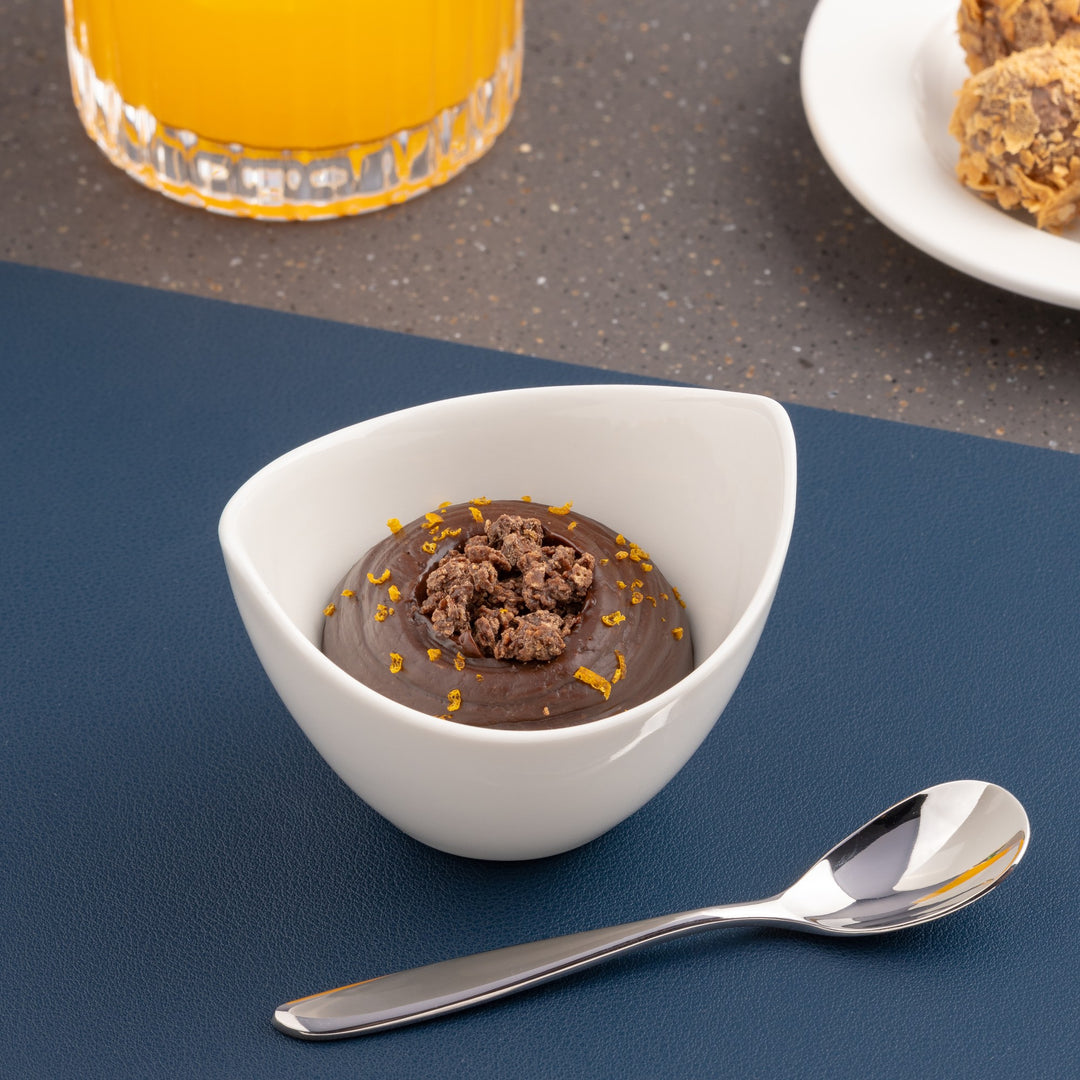 Curved Rim Bowl  | Porcelain, 2.71oz | Set of 18