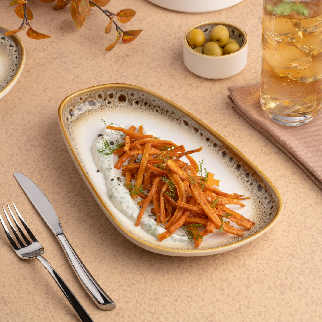 Porcelain Upala Plate, 10.7" x 6.1" | Set of 6