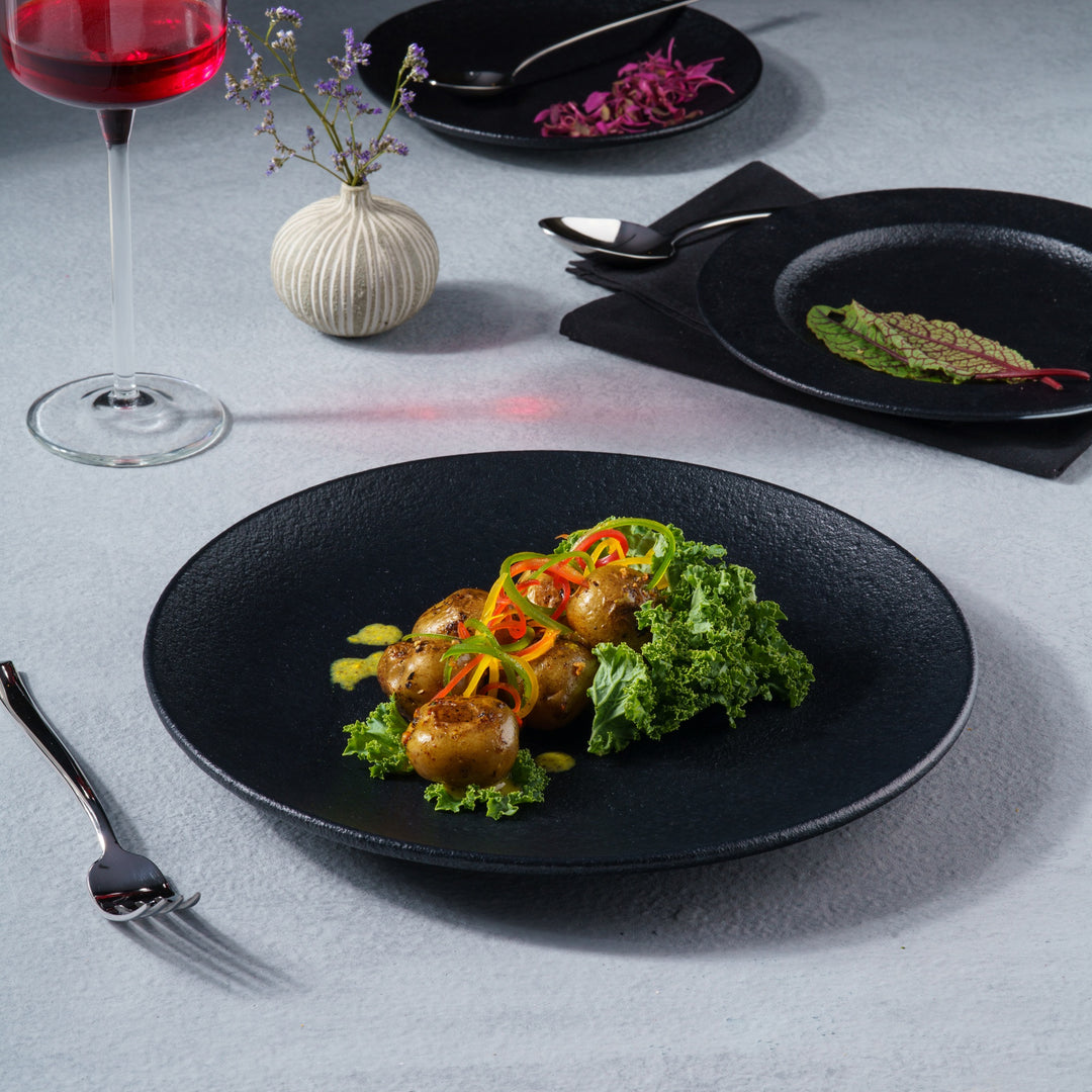Porcelain Round Rimless Plate, 10.62" | Set of 6