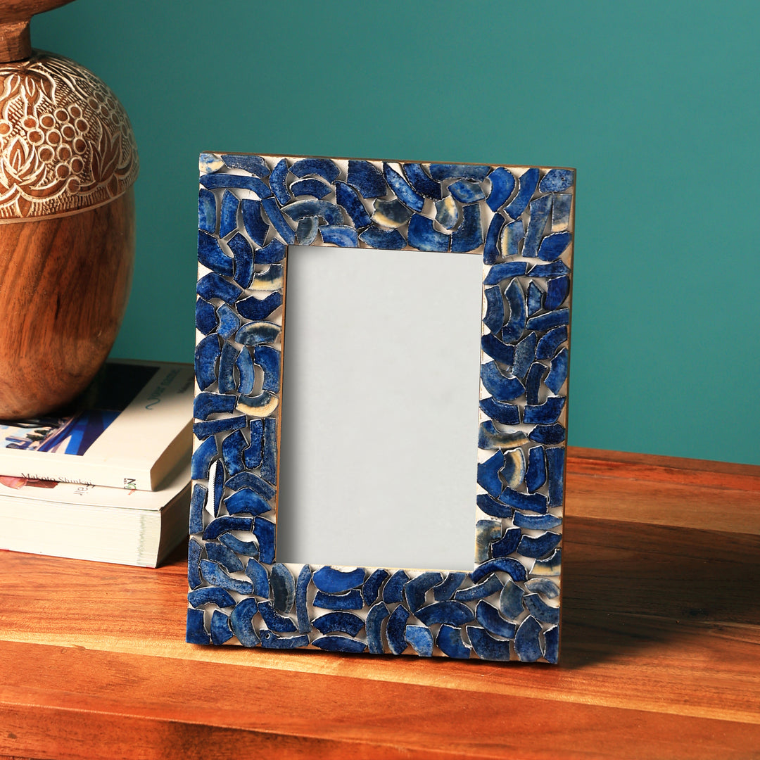 Blue Dyed Bone Chips Overlay On Whitewashed Frame Picture Size:4X6/1.5