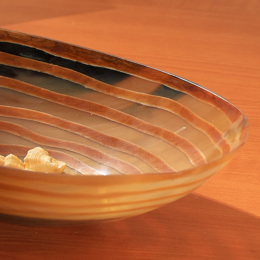 Polished Horn Bowl With Insides In Conce Ntric Lines Burnt Pattern. Size - 12X5.5 X3