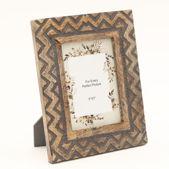 Wooden Carving Photo Frame 5'' X 7'' - Distress Black