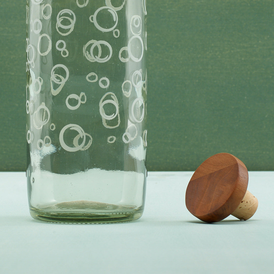 Bubbles Glass Water Bottle With Wooden Stopper / Transparent / 750 Ml / Moq - 6 Pcs