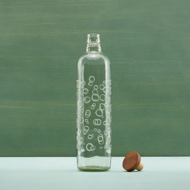 Bubbles Glass Water Bottle With Wooden Stopper / Transparent / 750 Ml / Moq - 6 Pcs