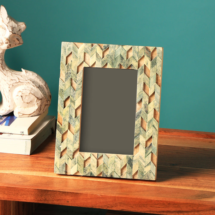 Green Dyed Bone Chevron Chips Overlay On Whiteashed Mangowood Frame ( All Sides ) Picture Size:4X6/1.5