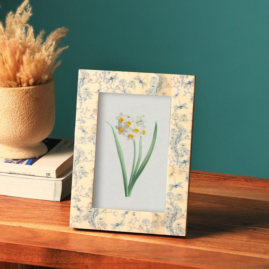 Ivory Bone Picture Frame  Picture Size:4 X 6/1" Light Blue Print