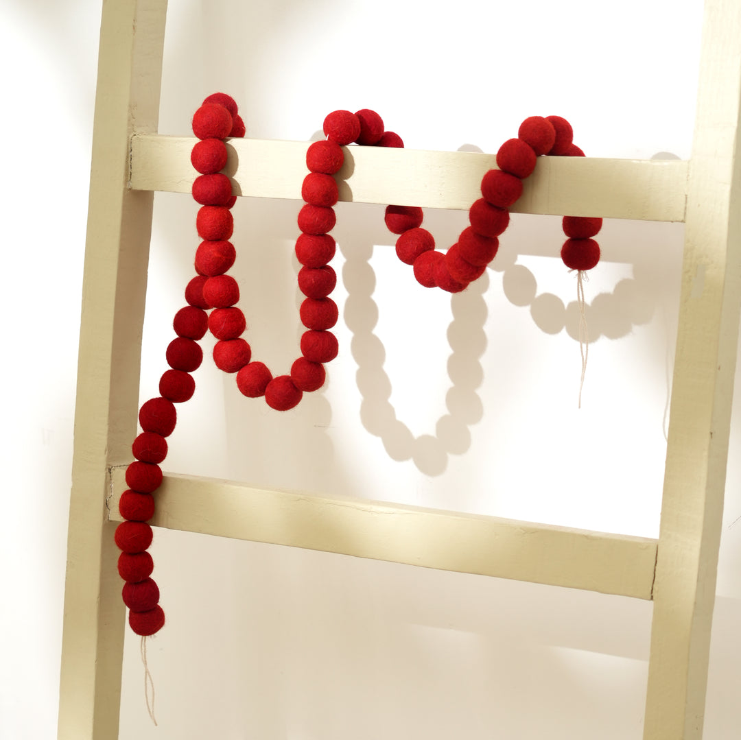 Christmas Décor Garland | Felt | Red