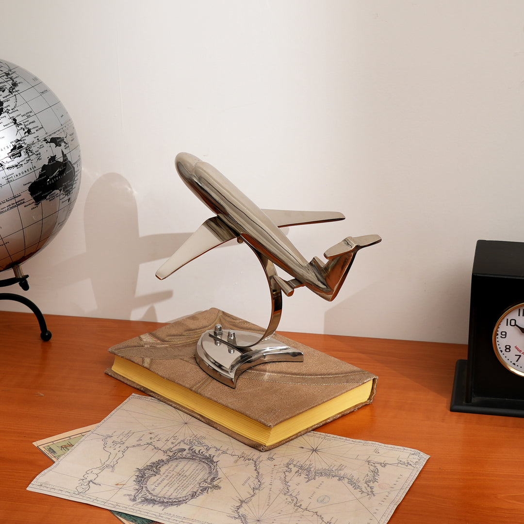 Decorative Retro Aluminum Airplane Sculpture – 8x8x6" | Nickel-Finished Table Accent