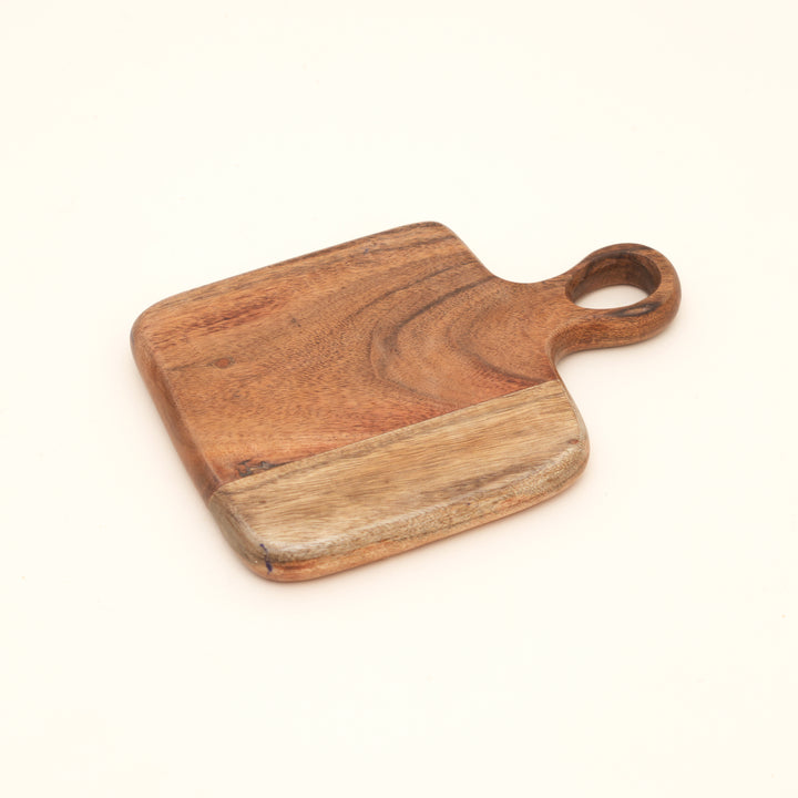 Round Acacia Wood Cutting Board with Handle, 12x0.75x16"
