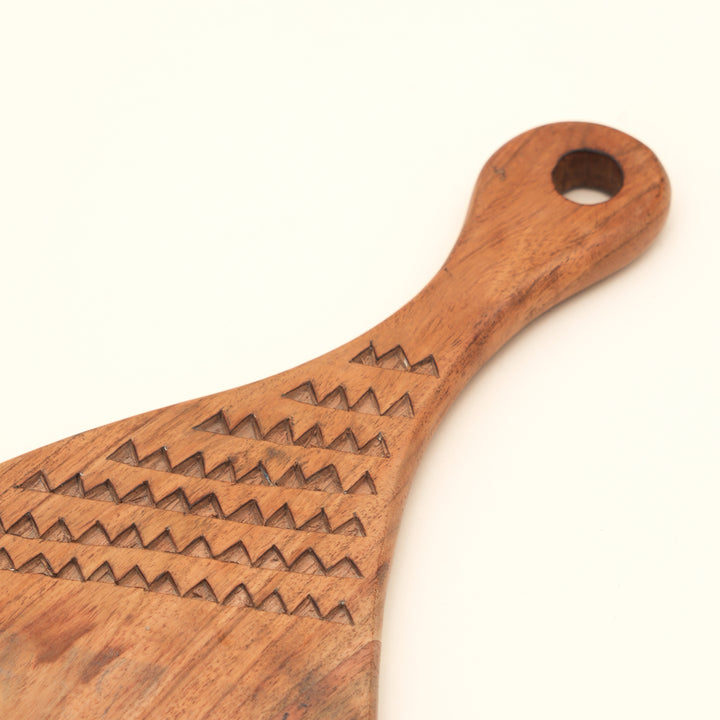 Acacia Wood Handmade Cutting Board with Handle, 7x0.75x16.5"
