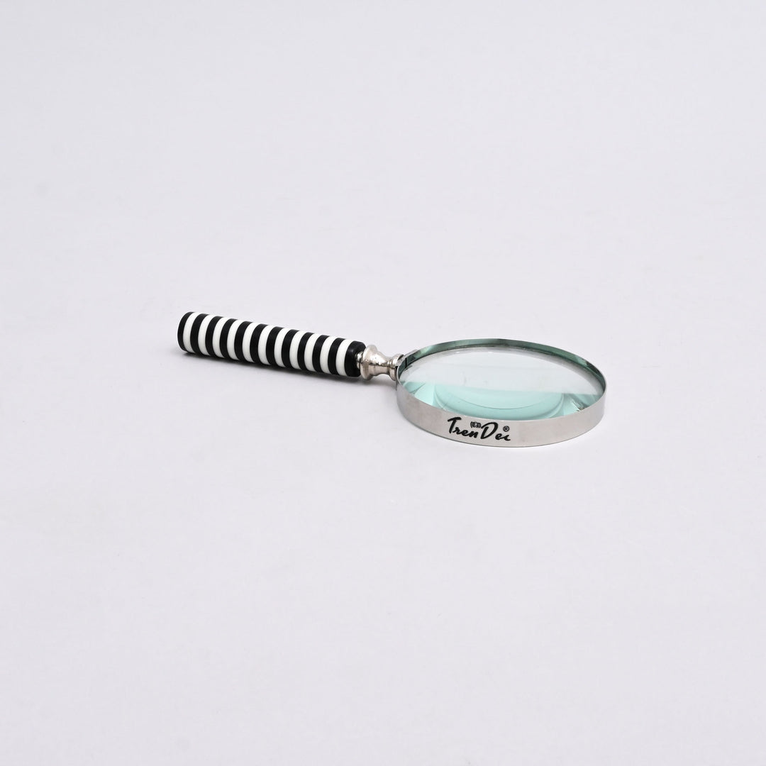 Magnifying Glass with Black & White Stripes Resin Handle