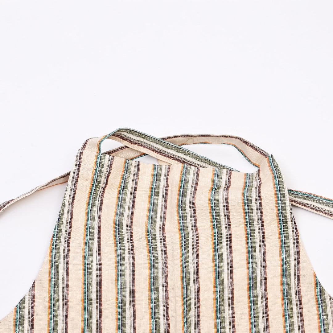 Set of 4 Handloom Cotton Aprons | Checked Design with Front Pockets