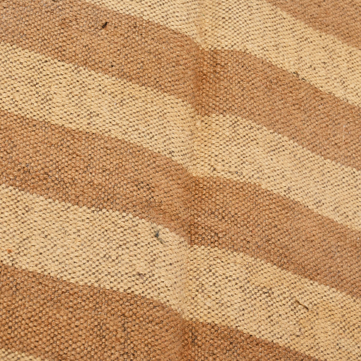 Handwoven Jute Area Rug – 4x6 ft