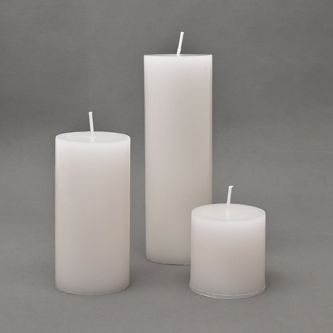 Christmas Pillar Candle (Non-Scented) | White Decorative Holiday Candles, 3.5 x 5 x 7.5 Inch