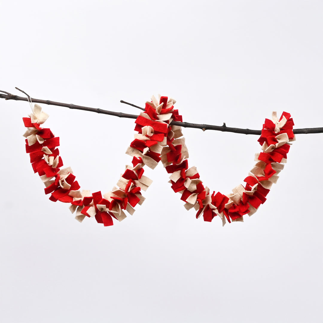 Christmas Felt Garland | Red White Ruffled | Holiday Decor