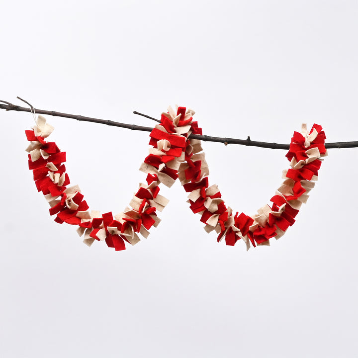 Christmas Felt Garland | Red White Ruffled | Holiday Decor