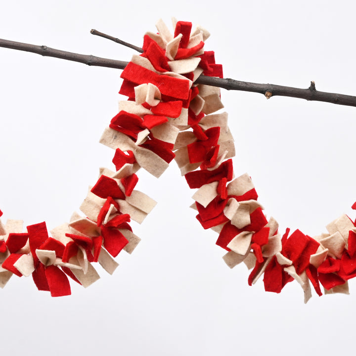 Christmas Felt Garland | Red White Ruffled | Holiday Decor