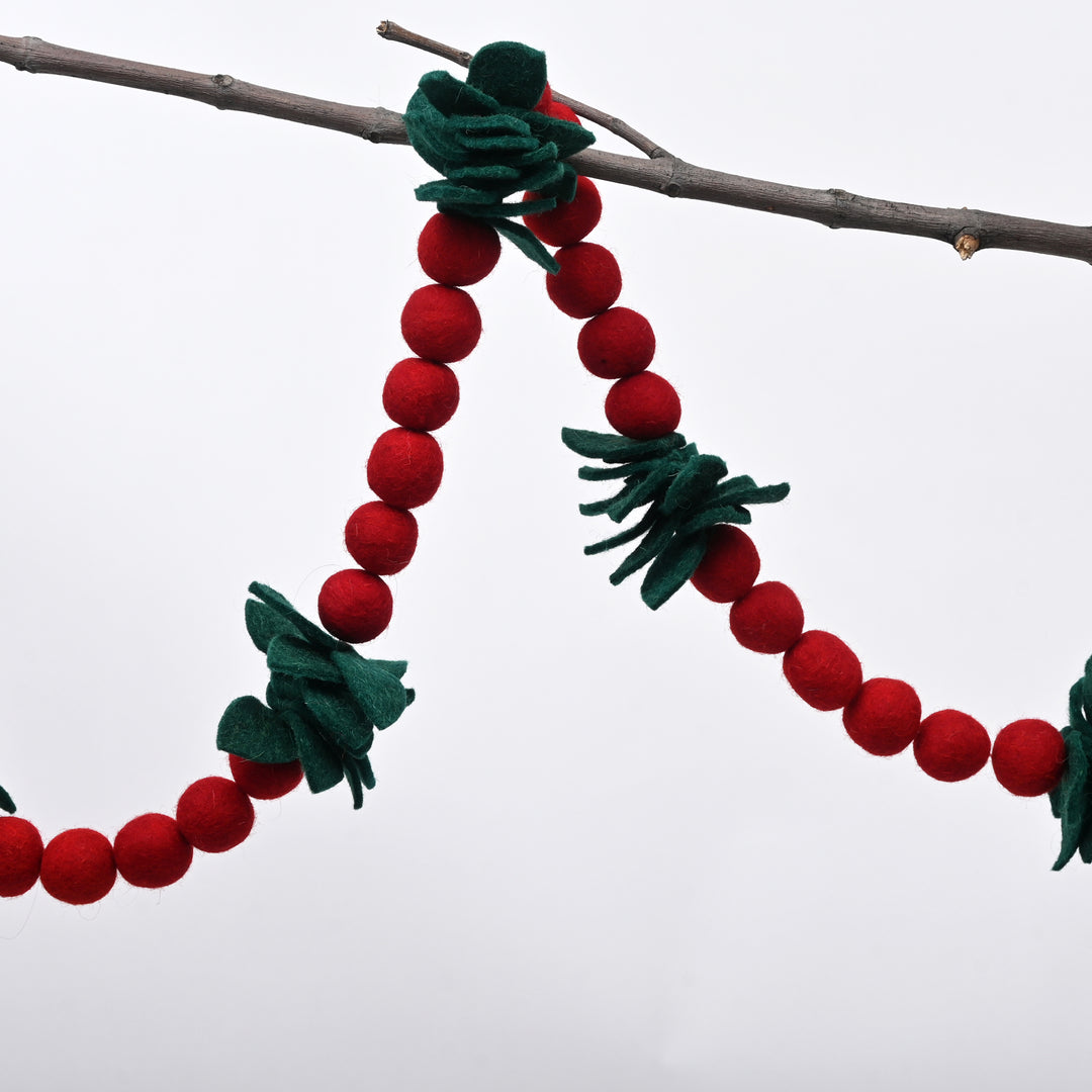 Christmas Felt Garland | Red & Green | Holiday Decoration