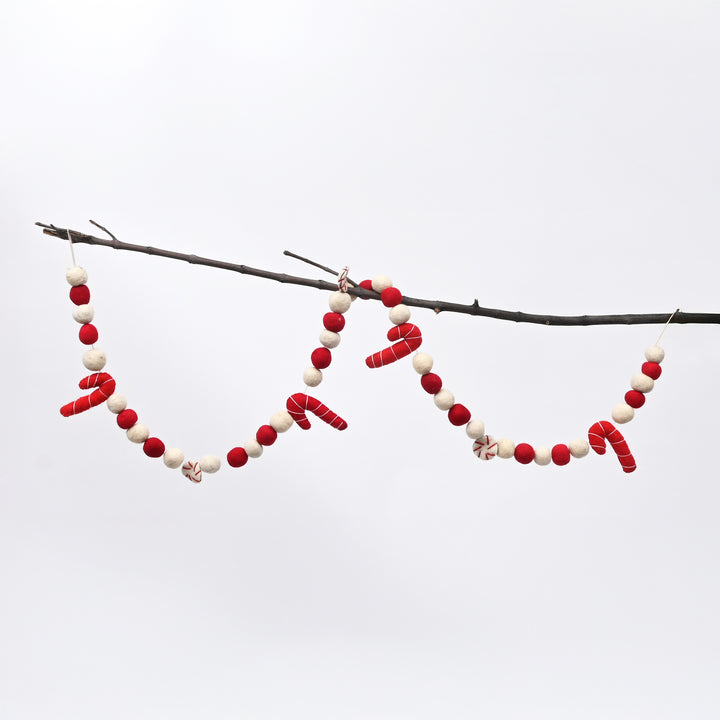 Felt Christmas Garland | Holiday Decor