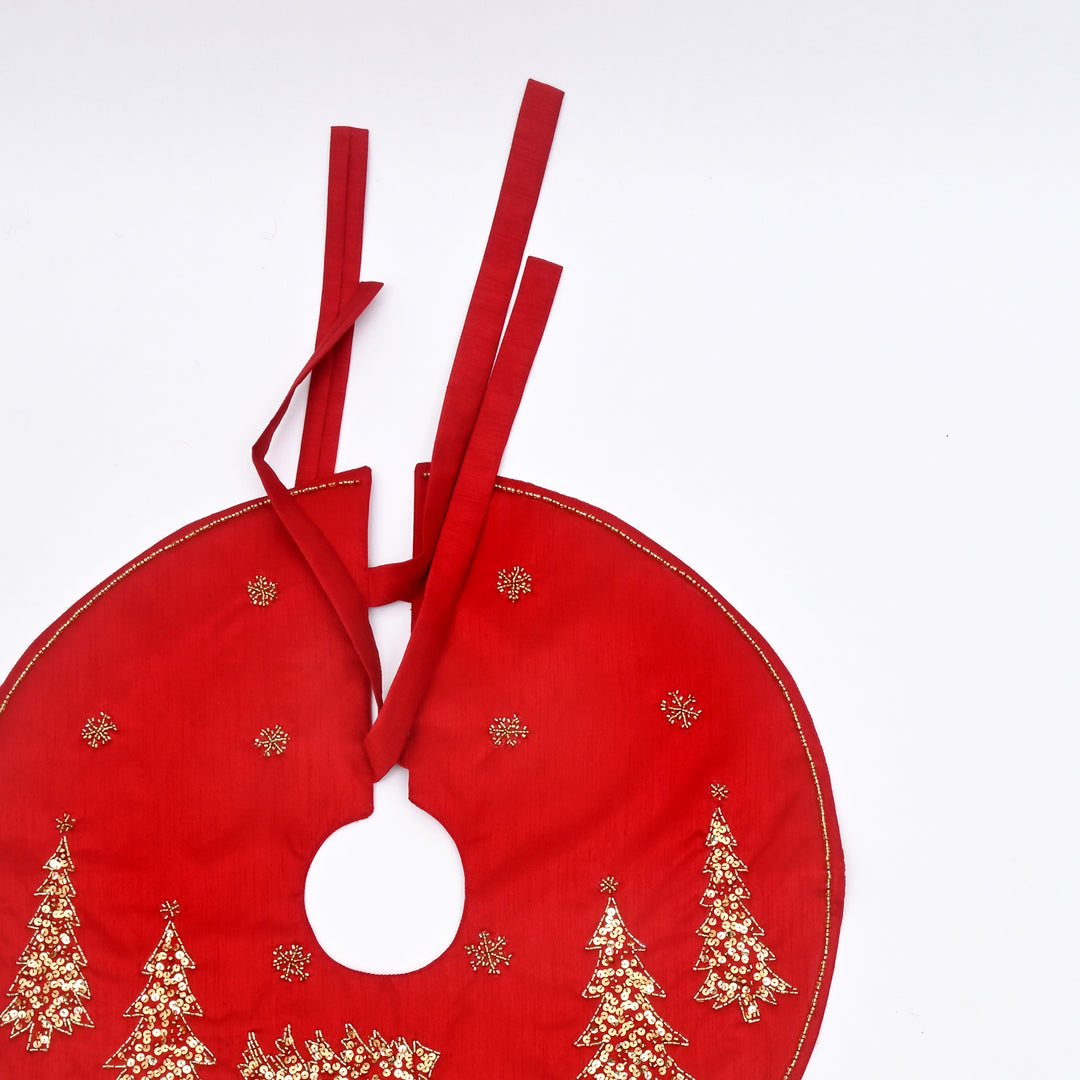 Red Beaded Christmas Tree Skirt 22"