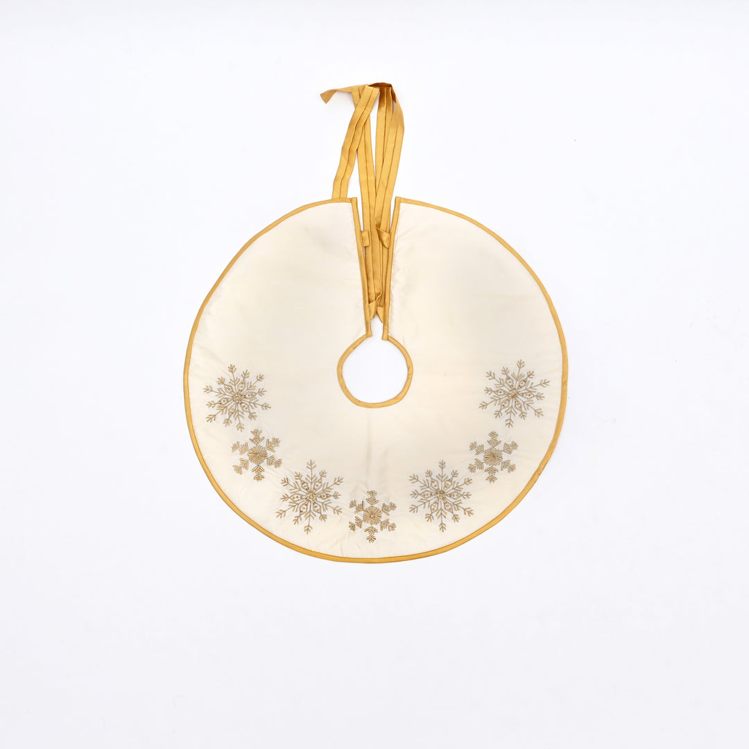 White Embroidered & Beaded Christmas Tree Skirt 22"