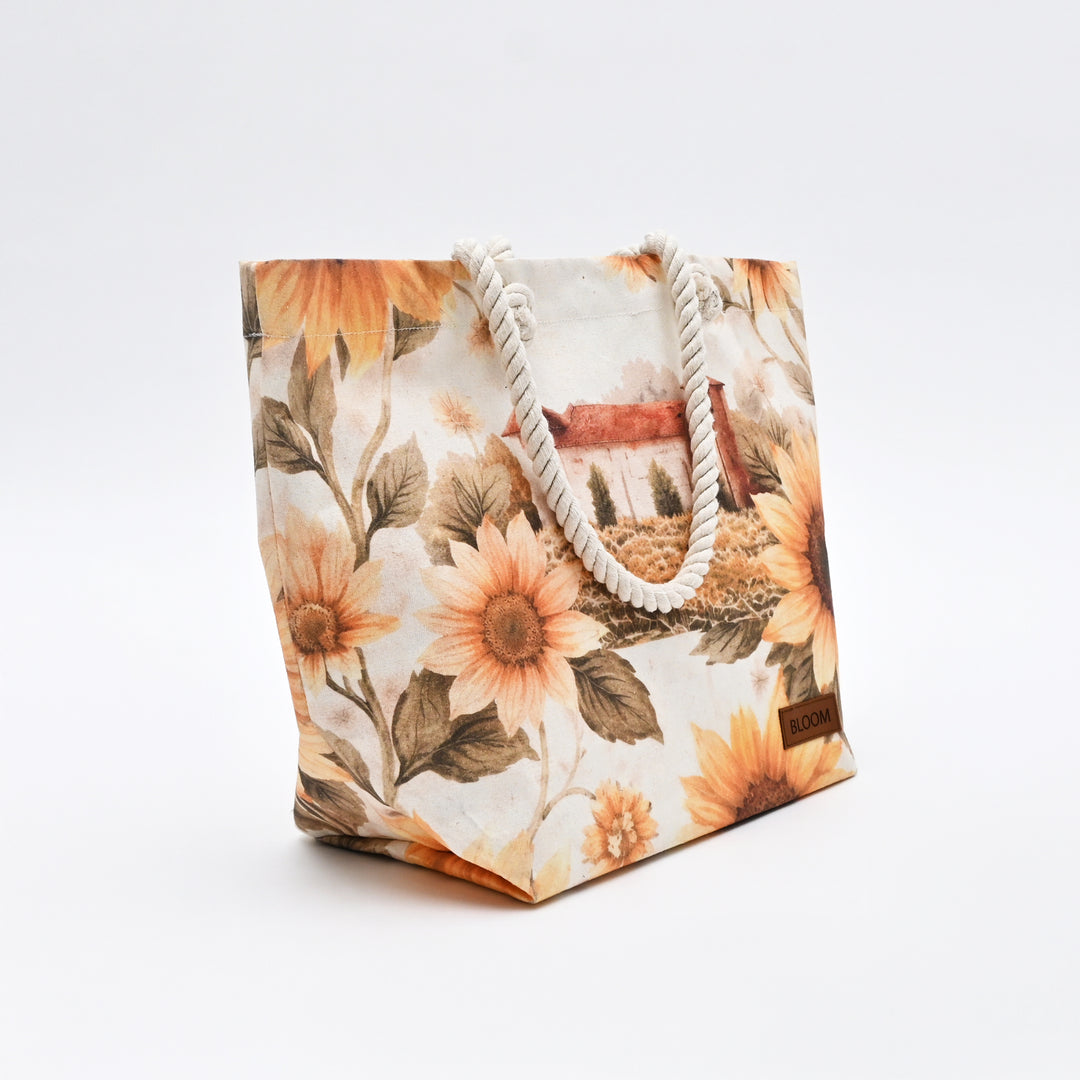 Tote Bag | Countryside-Inspired Printed Canvas Beach Bag
