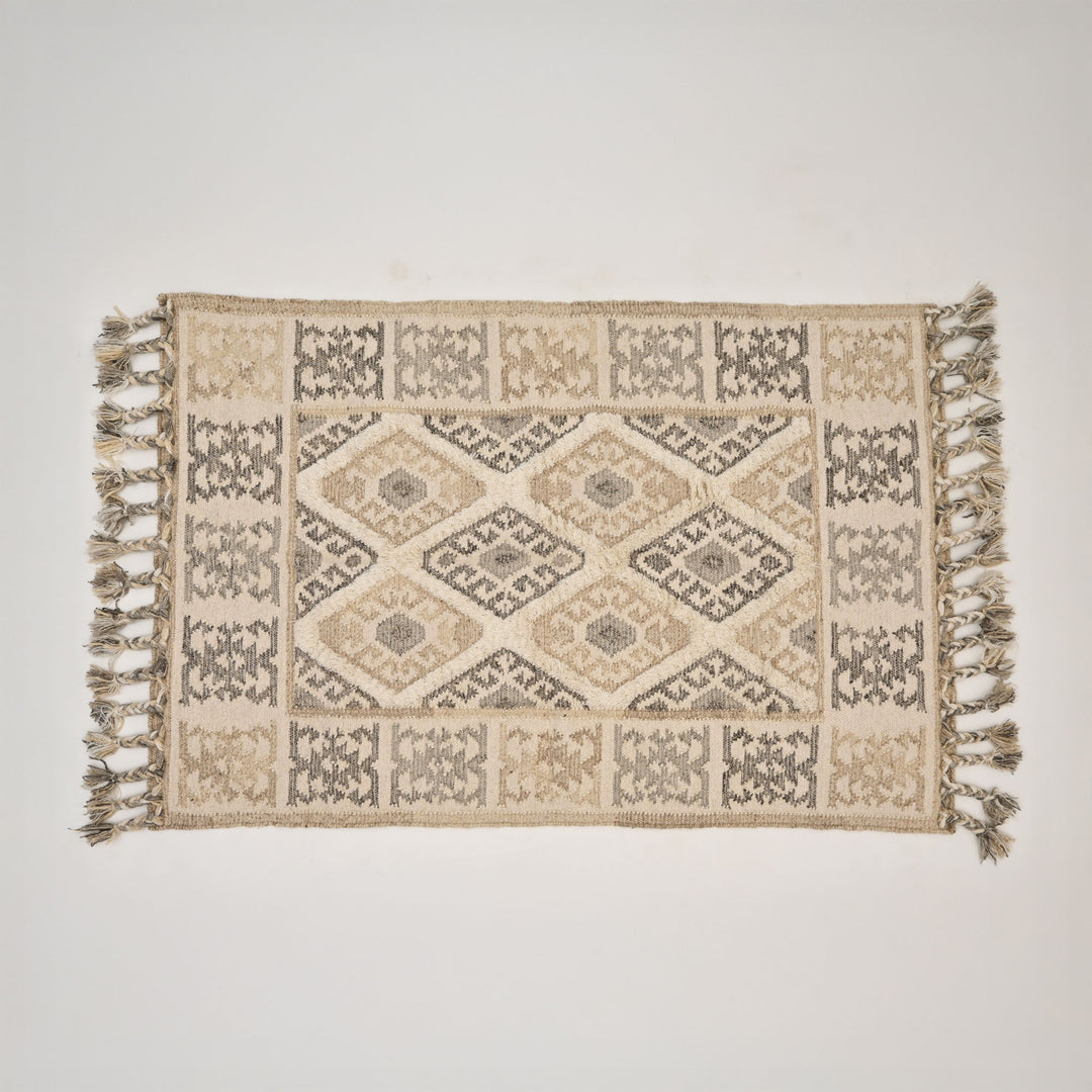 Handwoven Cotton Wool Rug | Soft & Natural Comfort for Every Room