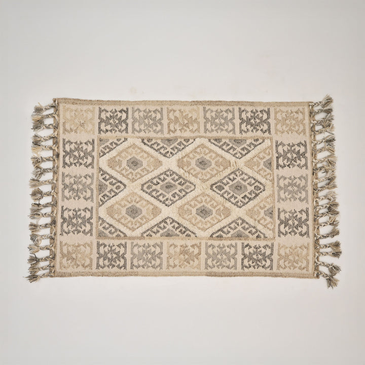 Handwoven Cotton Wool Rug | Soft & Natural Comfort for Every Room