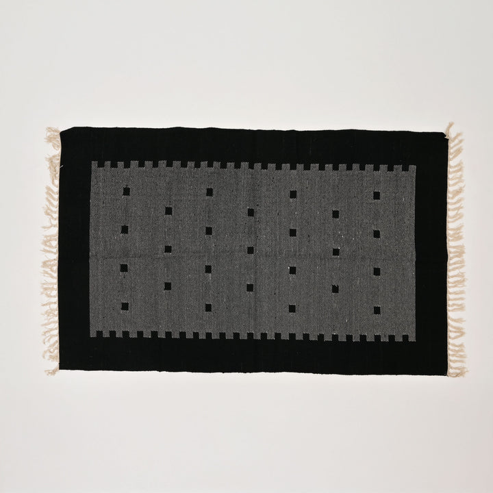 Handwoven Cotton Area Rug | 36x60” Black & White