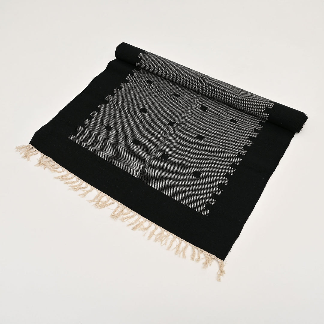 Handwoven Cotton Area Rug | 36x60” Black & White