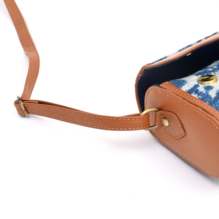 Fiber Sling Clutch Bag | Zigzag Ikat Handwoven