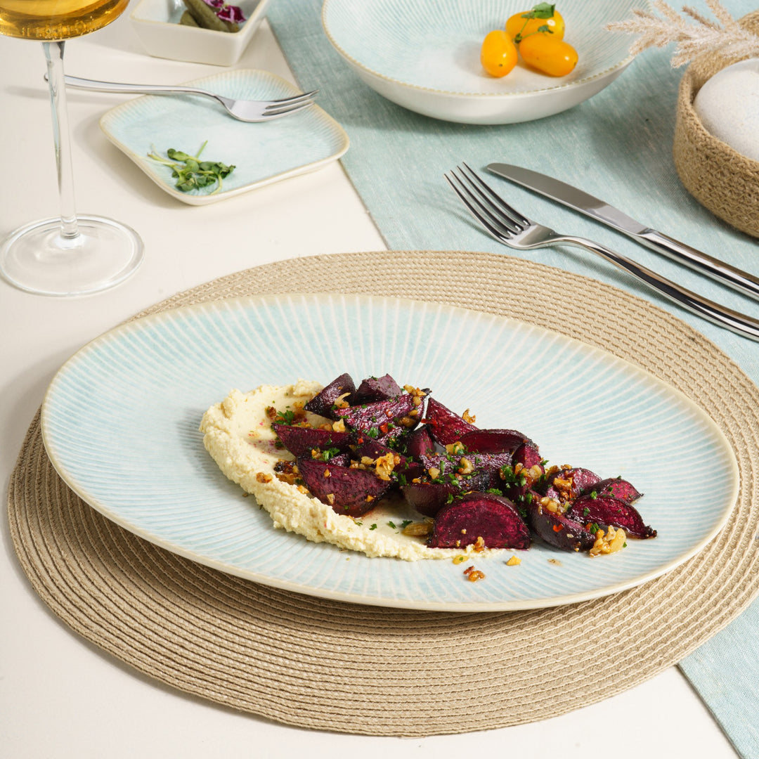 Oval Plate with Foot | Porcelain, 12,59" | Pack of 12
