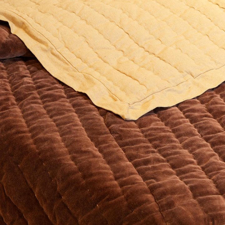 Cotton Velvet Stonewashed Hand Quilted Bedspread with Flanges - 88" x 92"