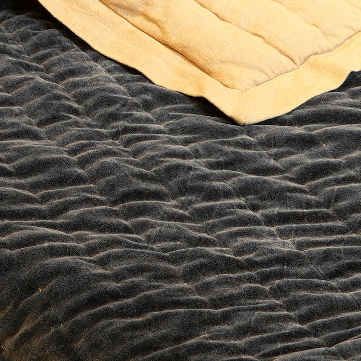 Cotton Velvet Stonewashed Hand Quilted Bedspread with Flanges - 88" x 92"