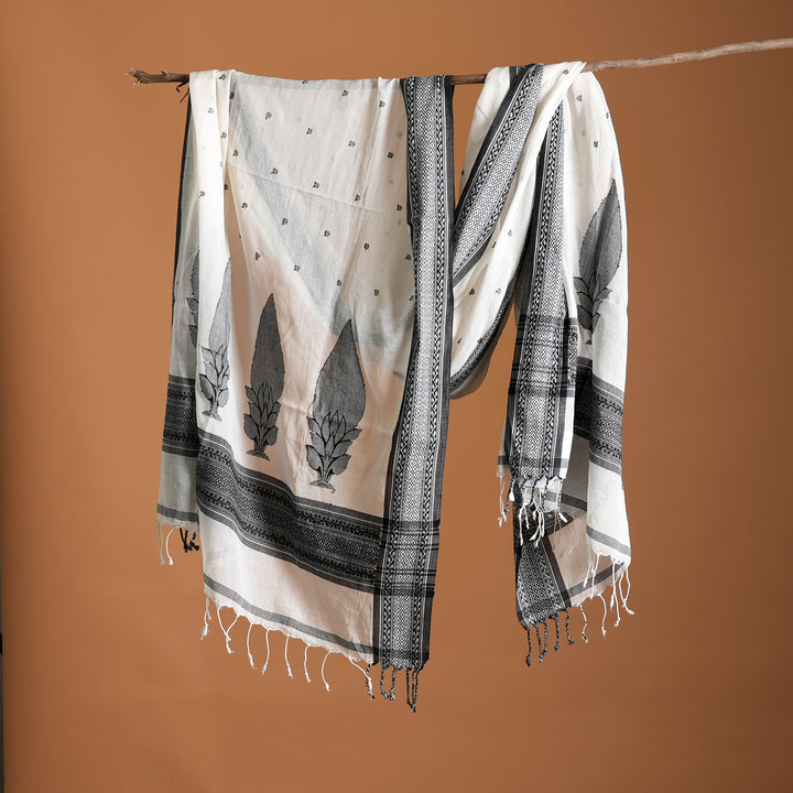 Traditional White Black Scarf 102"x37" | Cotton Jamdani Dupatta
