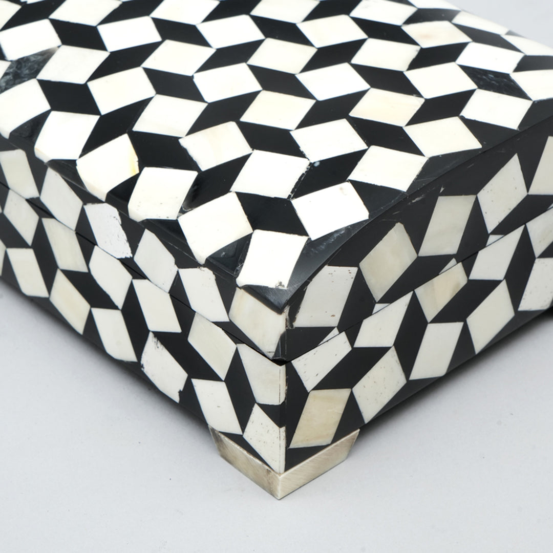 Geometric Pattern Chest Box