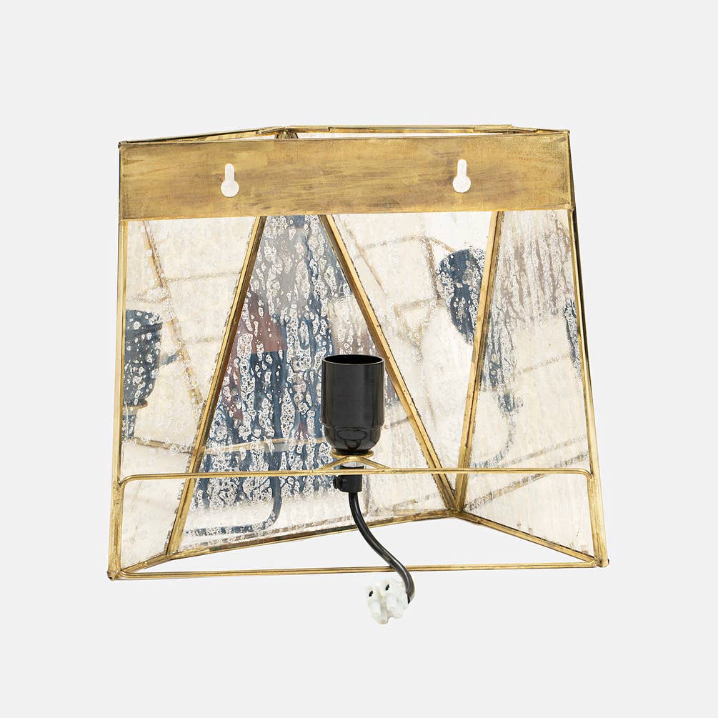 Hera Wall Lamp