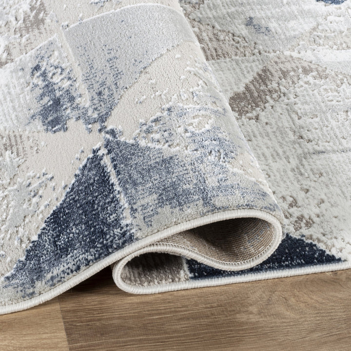 Troy Geometric Abstract Area Rug | Modern Polyester Indoor Rug | Diamond Pattern Accent Rug