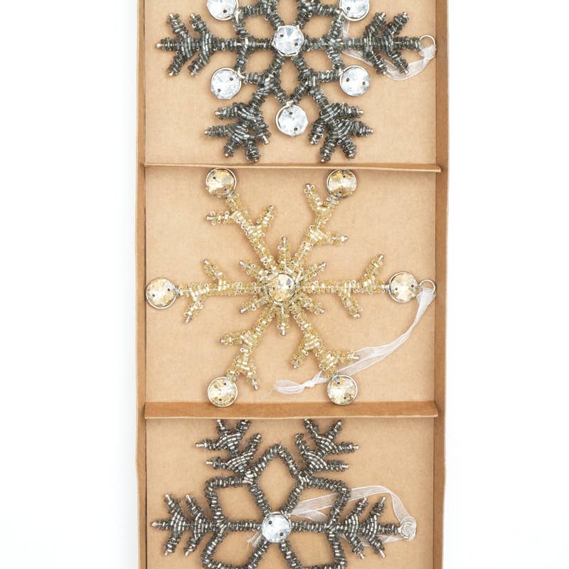 Set / 3 Hanging Snowflake Ornaments Silver / Gold